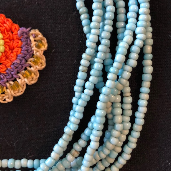 Turquoise color beads w/crochet earrings - Picture 4 of 4